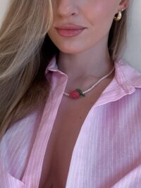 Naszyjnik perły z maliną