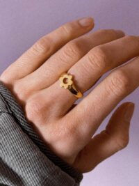 Pierścionek Kwiatek z dziurką